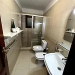 Icod Center Mit Garage إيكود ذي لوس فينوس